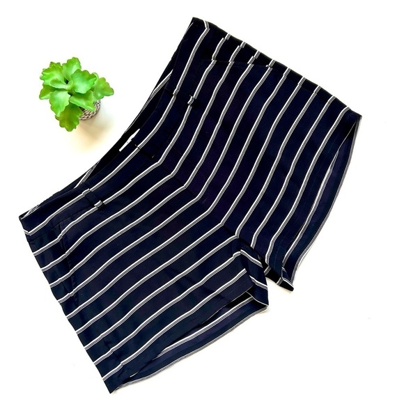 Joie Striped Silk Shorts Black and White Stripe Size 8 - Picture 1 of 7